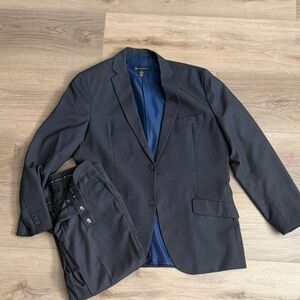 Men’s INC International Concepts Charcoal Suit with Blue Lining